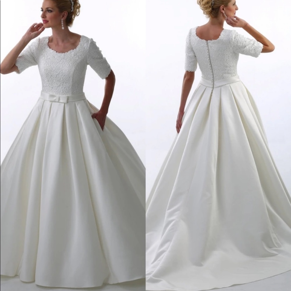 Beautiful Custom Made Modest Wedding Dress sleeves